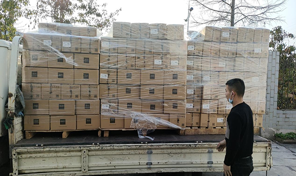 HJC黄金城官网钛品首次出口海外